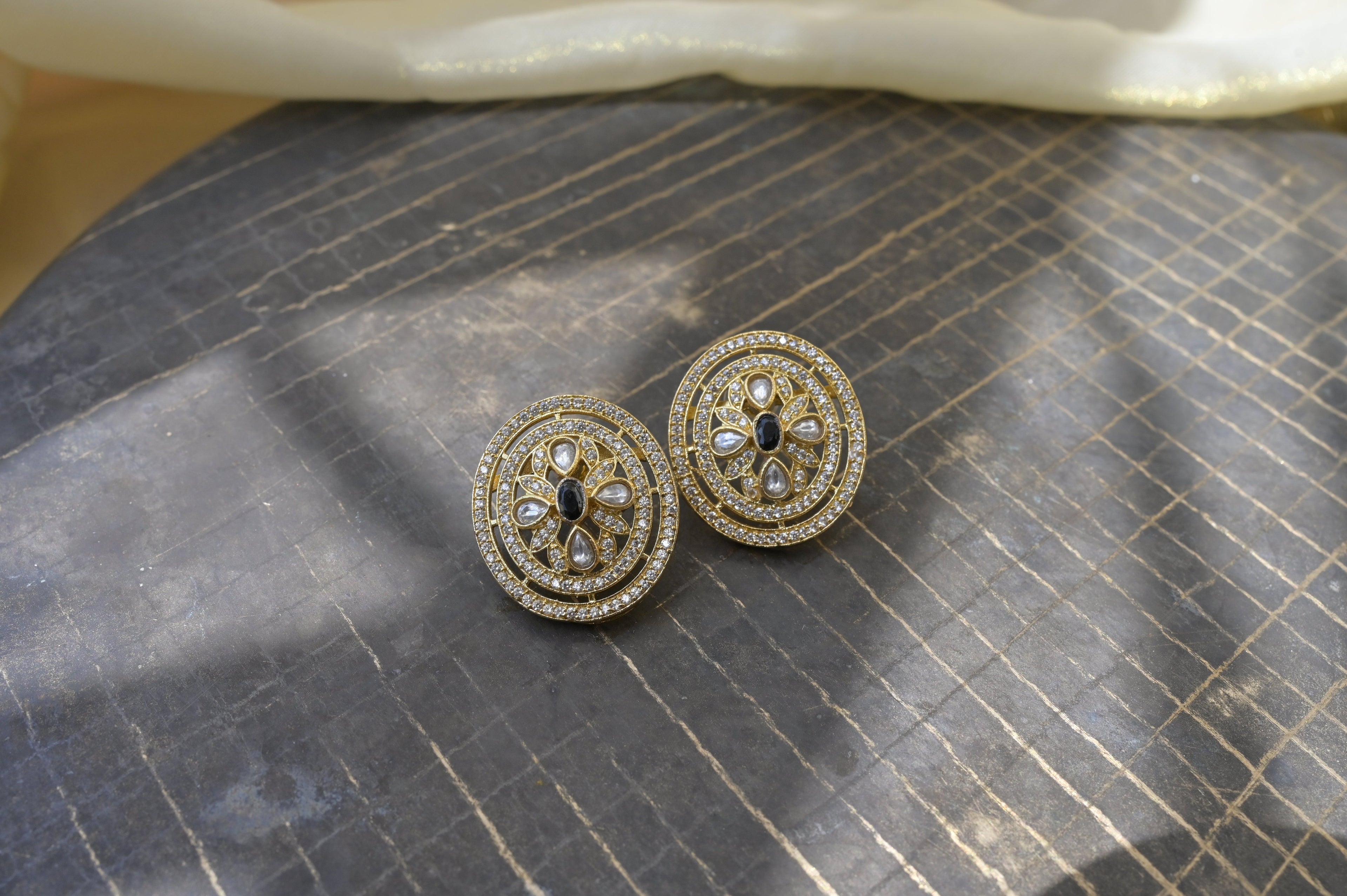 Black Stone Floral Stud Earrings