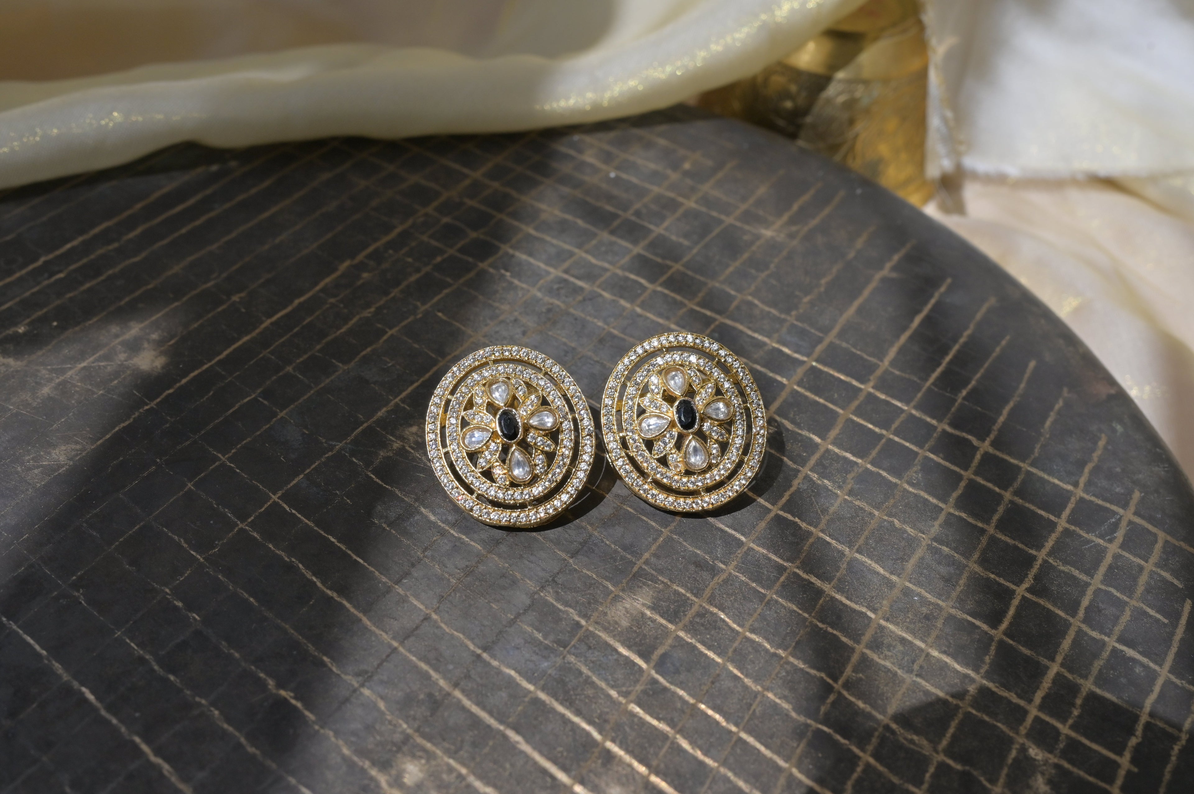 Black Stone Floral Stud Earrings