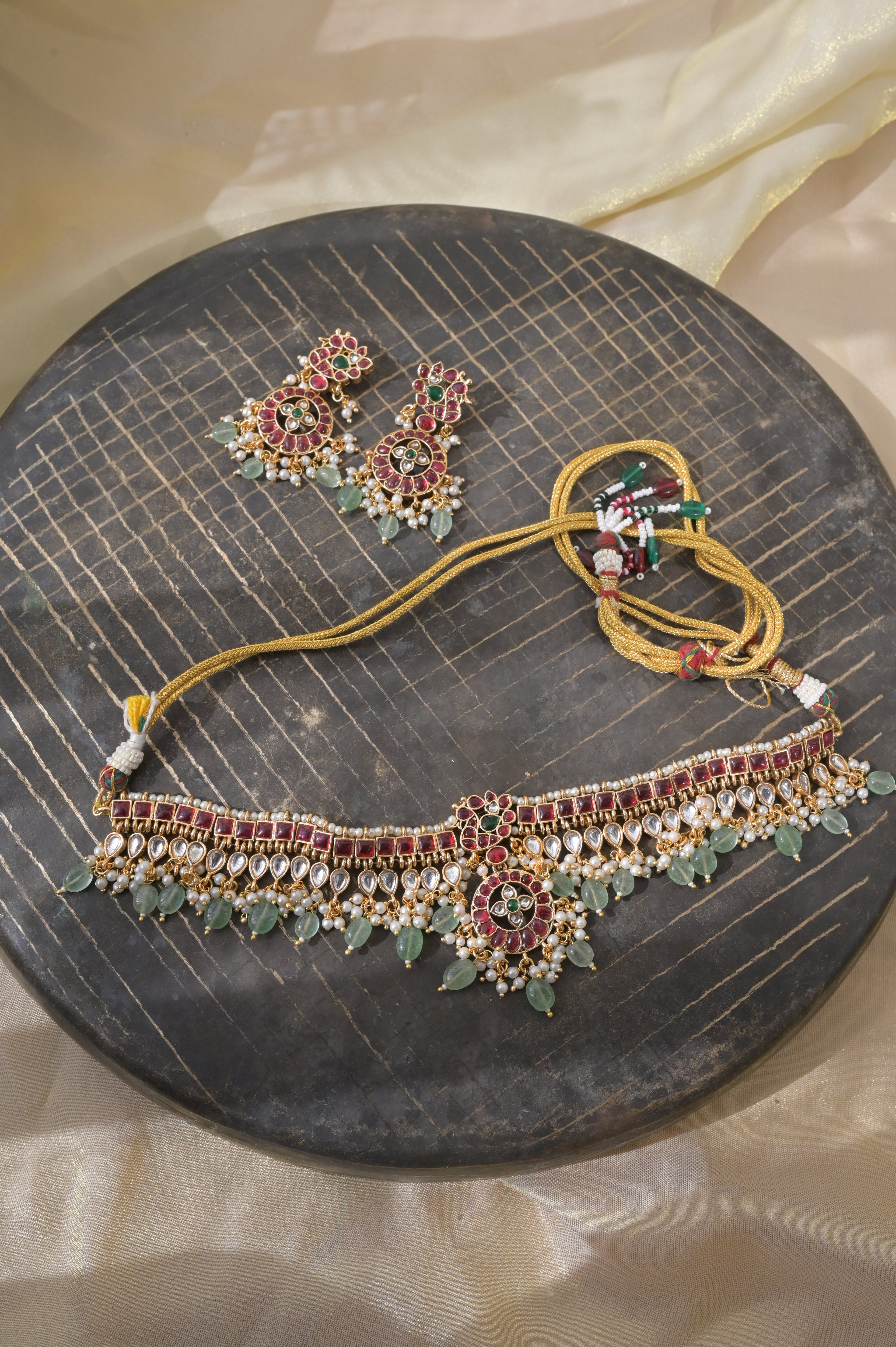 Pachi Kundan Choker Set