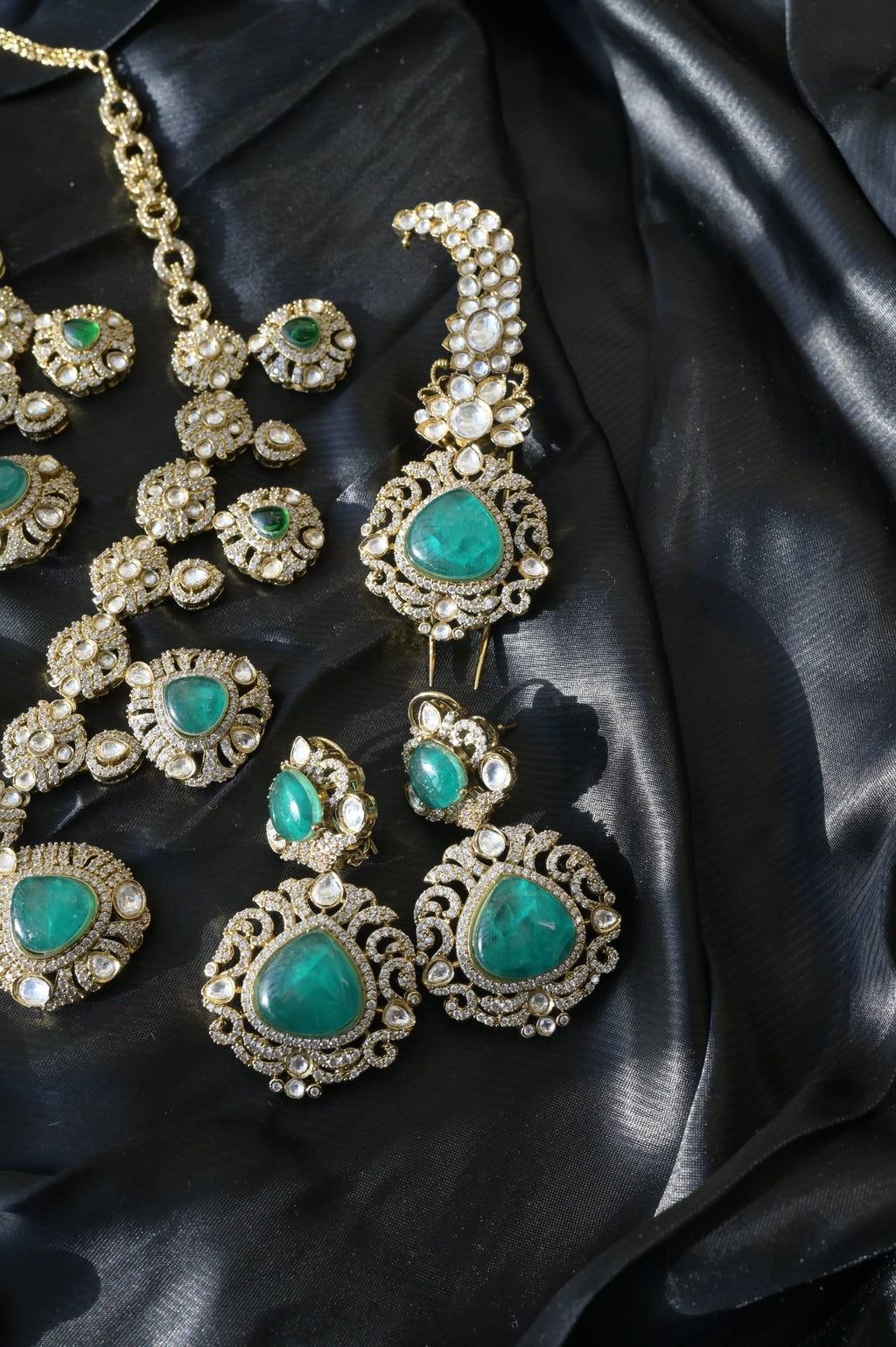 Emerald Kundan Rani Haar Set