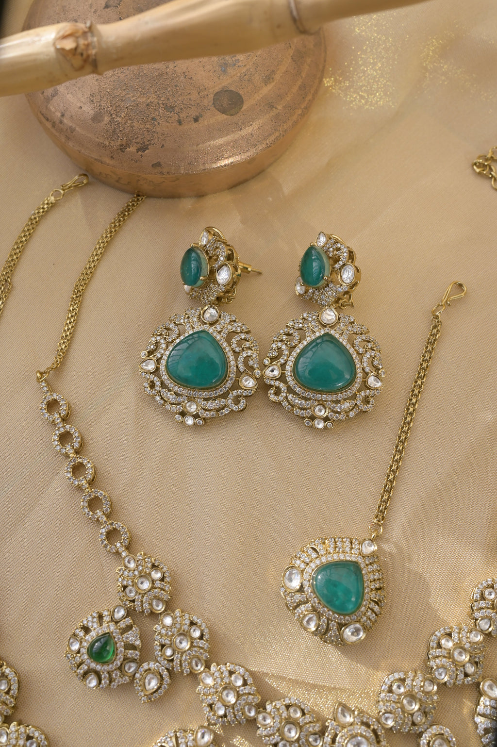 Emerald Kundan Rani Haar Set