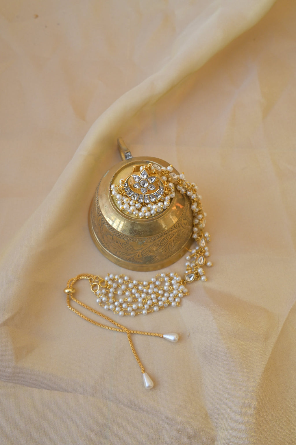 Pearl Kundan Borla (Rakhdi)