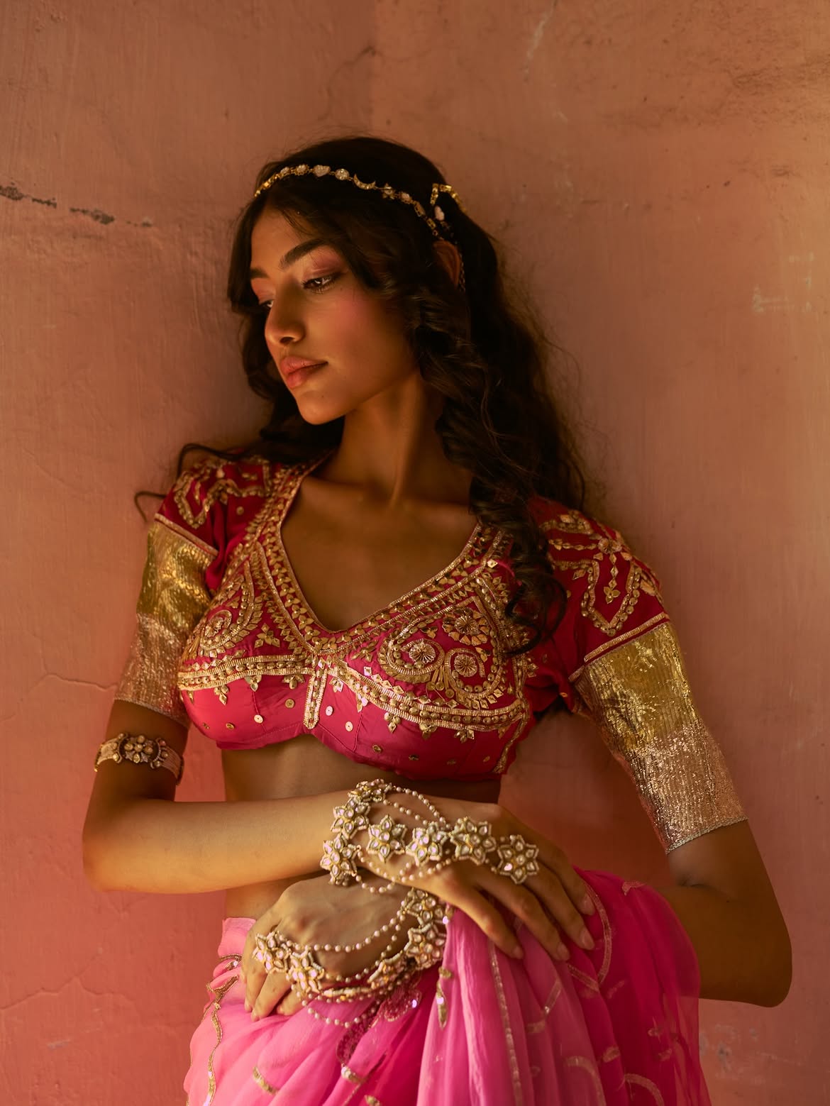 Floral Kundan Hathphool