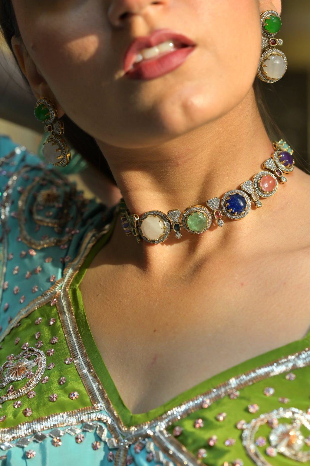 Multicolor Stone Necklace Set