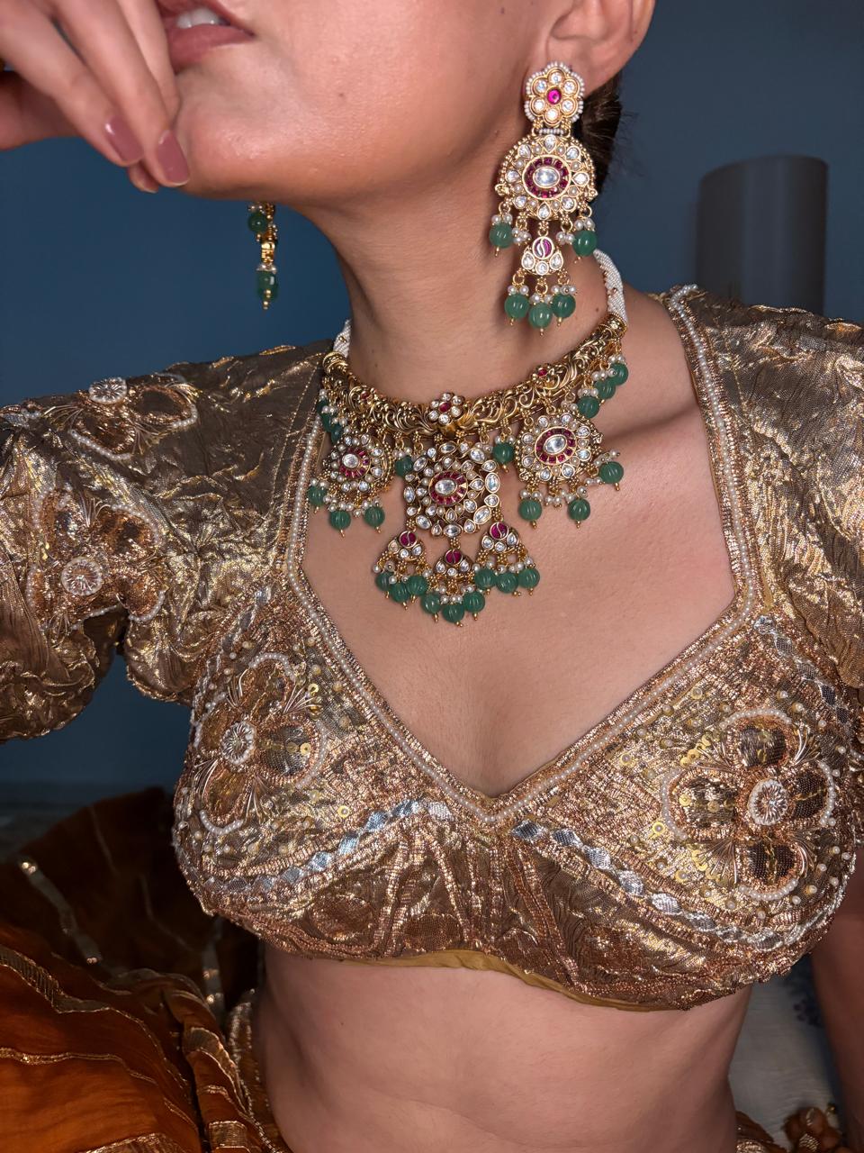 Rajwada kundan polki chokar set